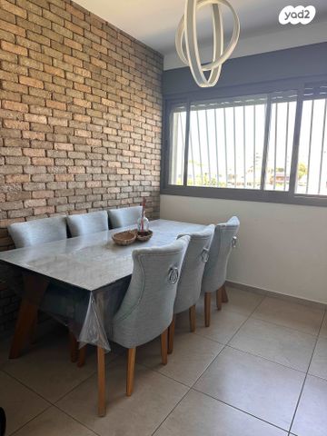 דירה, נעמי שמר 7, קרית אילון, חולון