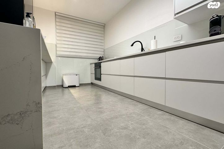 דירה, דוגית 4, קרית מנחם בגין, רמלה