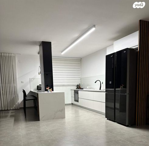 דירה, דוגית 4, קרית מנחם בגין, רמלה