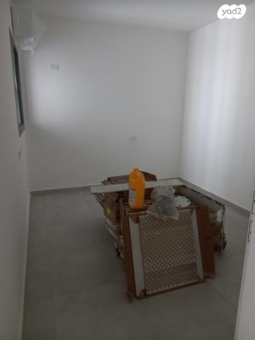 דירה, יוסף אבו 9, נתיבות מערב, נתיבות