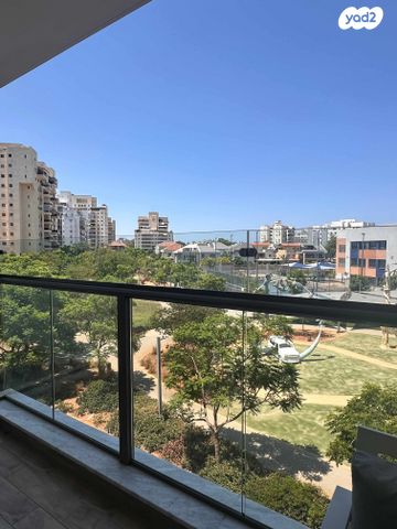 דירה, נעמי שמר 7, קרית אילון, חולון