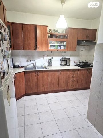 דירה, הרצל 9, מרכז מערבי, נס ציונה