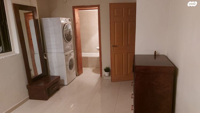 דירה, רחל 17, כרמליה, חיפה