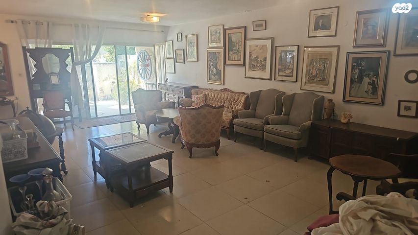 בית פרטי/ קוטג', לבונה 16, גולן, רמת השרון