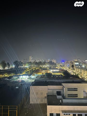 אהובה עוזרי 3