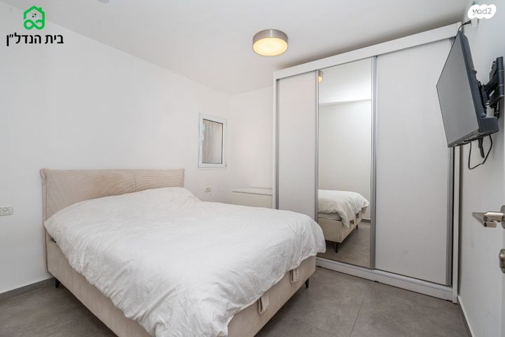 דירה, קנדי, אור עקיבא