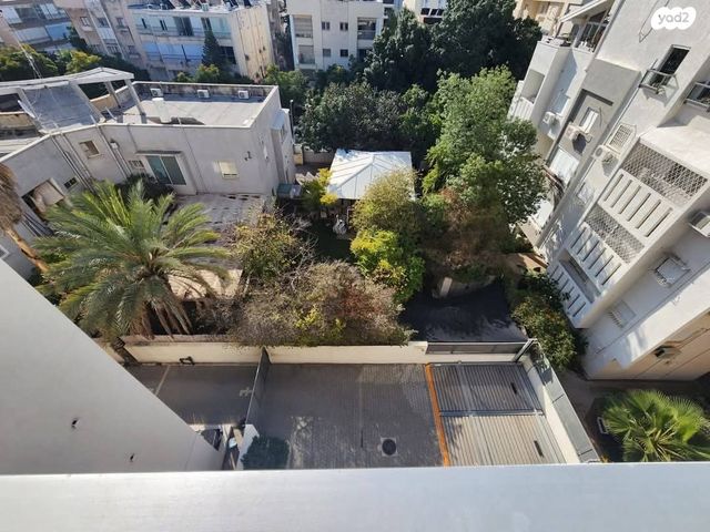 הרצליה הירוקה, נווה עובד