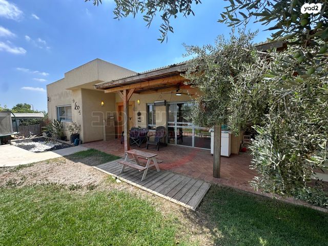 בית פרטי/ קוטג', עין דור, עין דור