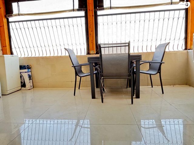 דירה, מגדים, מעלה אדומים