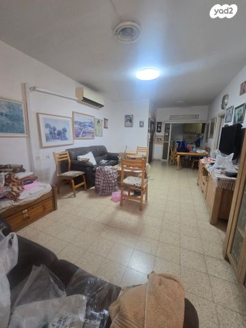 דירה, הרב הרצוג, מוצקין הותיקה, קרית מוצקין