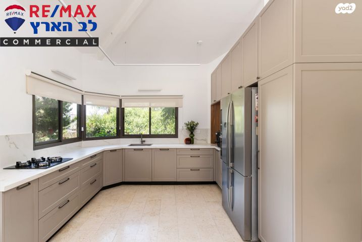 בית פרטי/ קוטג', האורן, ברקן, ברקן