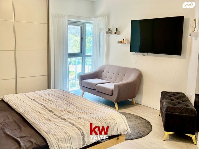 דירת גן, הדוגית, נאות רבין, יבנה