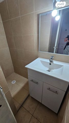 דירה, מחנה יהודה - לב העיר, ירושלים