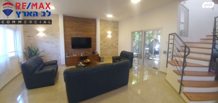 בית פרטי/ קוטג', מורן, ברקן