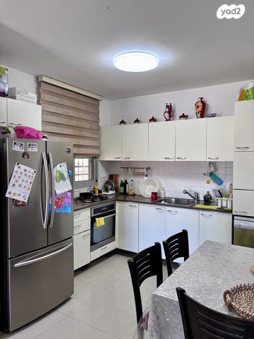 דירה, מאיר וייס, פסגת זאב, ירושלים