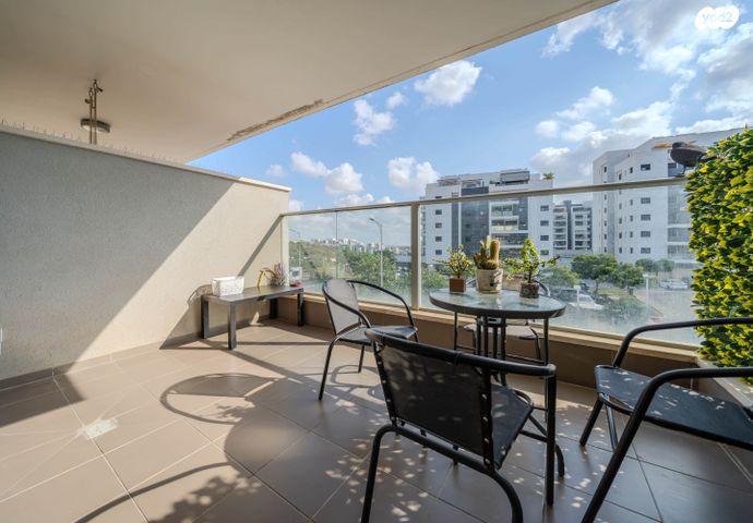 דירה, רובין 5, אבני חן, חריש