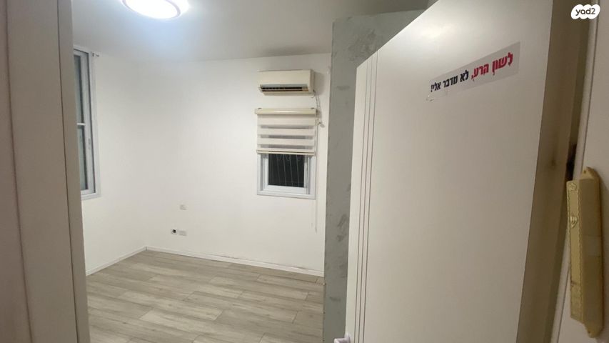 גג/ פנטהאוז, תרצ"ו, נאות רחל, חולון