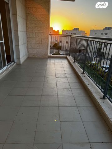 דירה, כסלו 52, הכרמים, מודיעין מכבים רעות