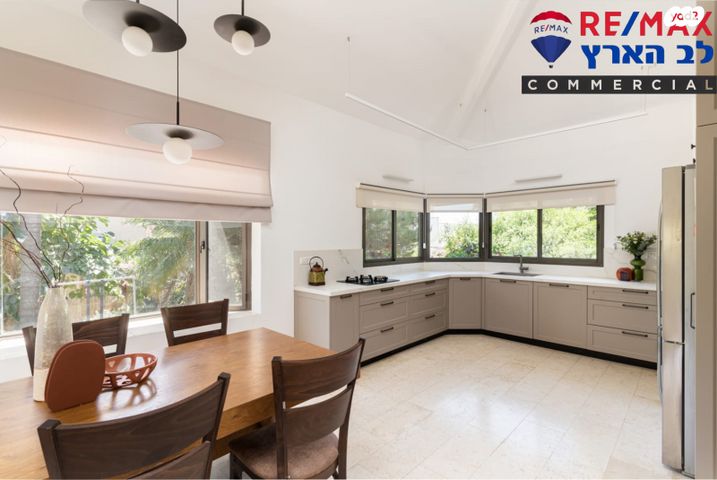 בית פרטי/ קוטג', האורן, ברקן, ברקן