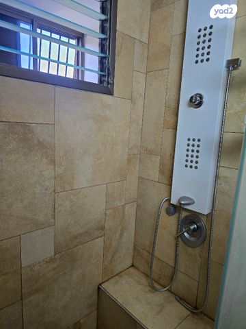 דירה, ציהתל"י 23, צהלון, שיכוני חסכון, תל אביב יפו