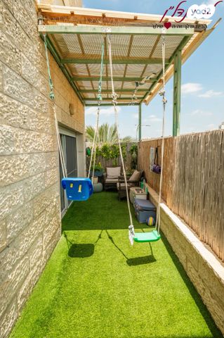 דירה, עמק זבולון, אבני חן, מודיעין מכבים רעות