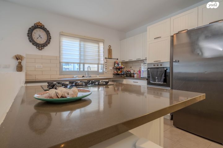 דירה, רובין 5, אבני חן, חריש