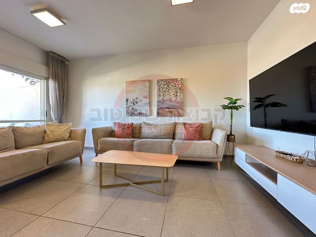 דירה, תרשיש, רובע יזרעאל סביוני העמק, עפולה