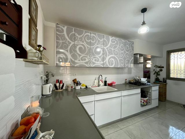 דירה, יובלים, נאות שמיר, רמלה