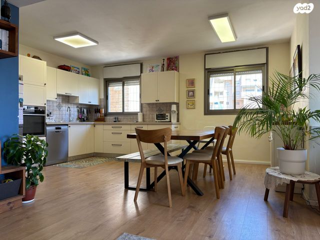 דירה, מגדל הלבנון, משואה, מודיעין מכבים רעות