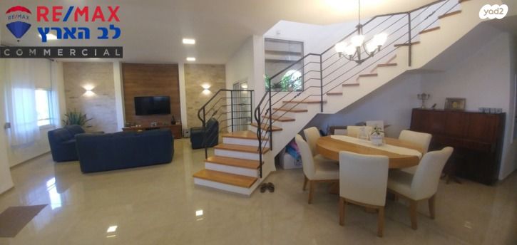 בית פרטי/ קוטג', מורן, ברקן