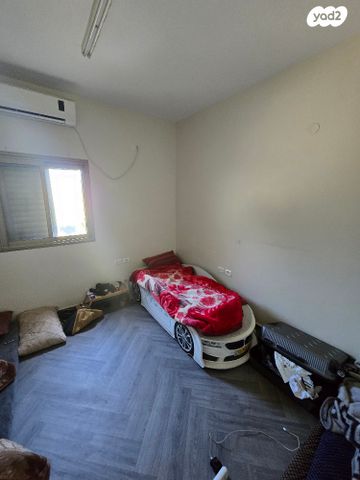 דירה, שדרות ירושלים 112, צהלון, שיכוני חסכון, תל אביב יפו