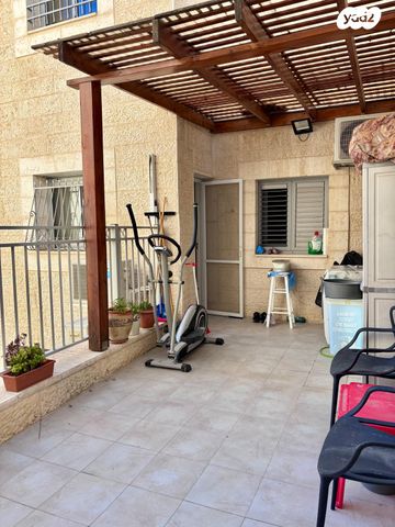 דירה, מאיר וייס, פסגת זאב, ירושלים