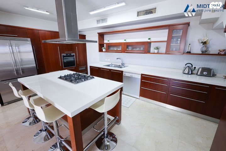 דופלקס, כפר סבא