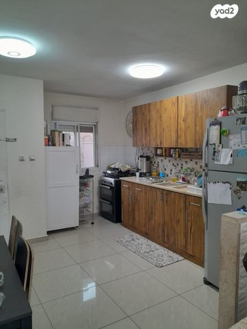 דו משפחתי, קדומים