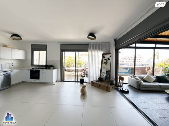 גג/ פנטהאוז, יהושע חנקין 35, אגרובנק, חולון