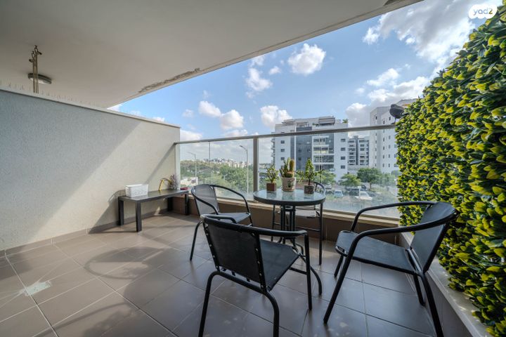 דירה, רובין 5, אבני חן, חריש