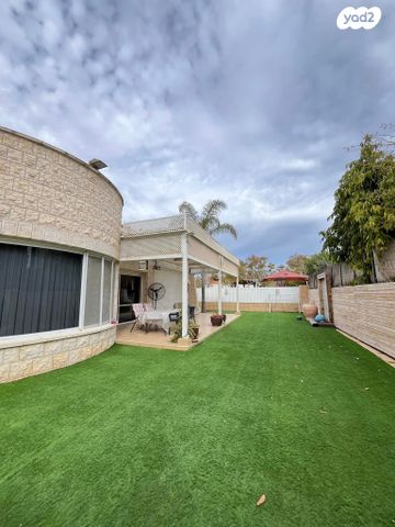 בית פרטי/ קוטג', שאר העיר, עומר