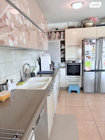 דירת גן, הרב מן ההר, חומת שמואל, הר חומה, ירושלים