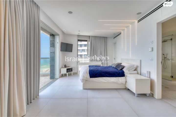 דירה, יוסף לפיד, גלי הים, נתניה