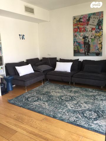 דופלקס, תל אביב יפו