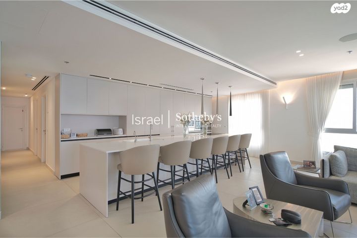 דירה, יוסף לפיד, גלי הים, נתניה