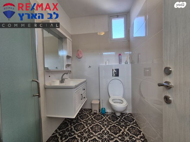 בית פרטי/ קוטג', האורן, ברקן