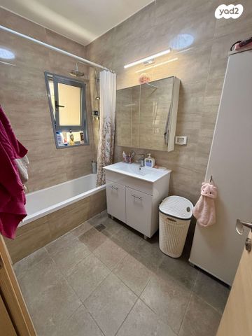 דירת גן, נחל סער 3, רמת נבון . הר כרמי, כרמיאל