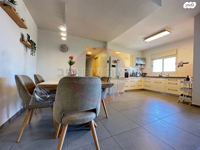 דירה, תרשיש, רובע יזרעאל סביוני העמק, עפולה