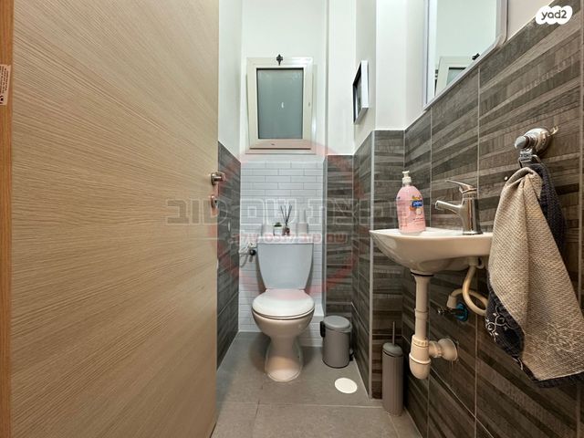 דירה, תרשיש, רובע יזרעאל סביוני העמק, עפולה