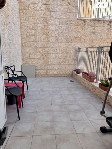 דירה, מאיר וייס, פסגת זאב, ירושלים