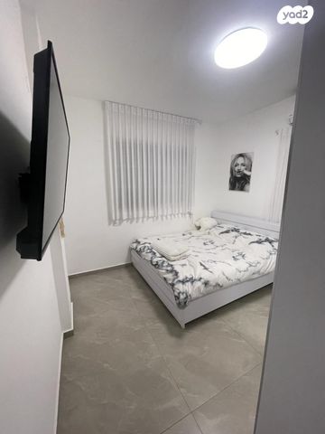 דירה, אבן גבירול 6, גרין ועם, חולון