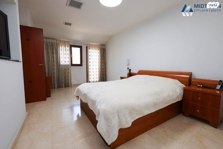 דופלקס, כפר סבא