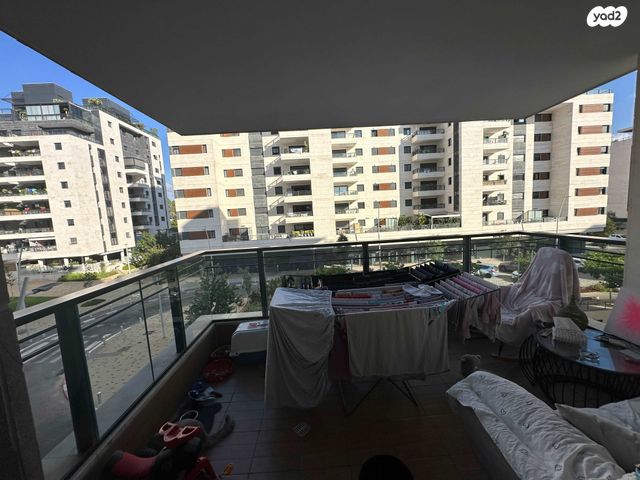 דירה, דבורה עומר 7, נאות שדה, רעננה