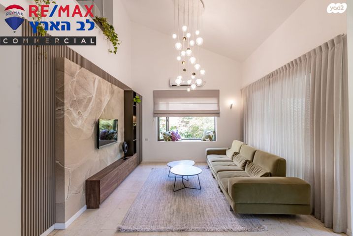 בית פרטי/ קוטג', האורן, ברקן, ברקן